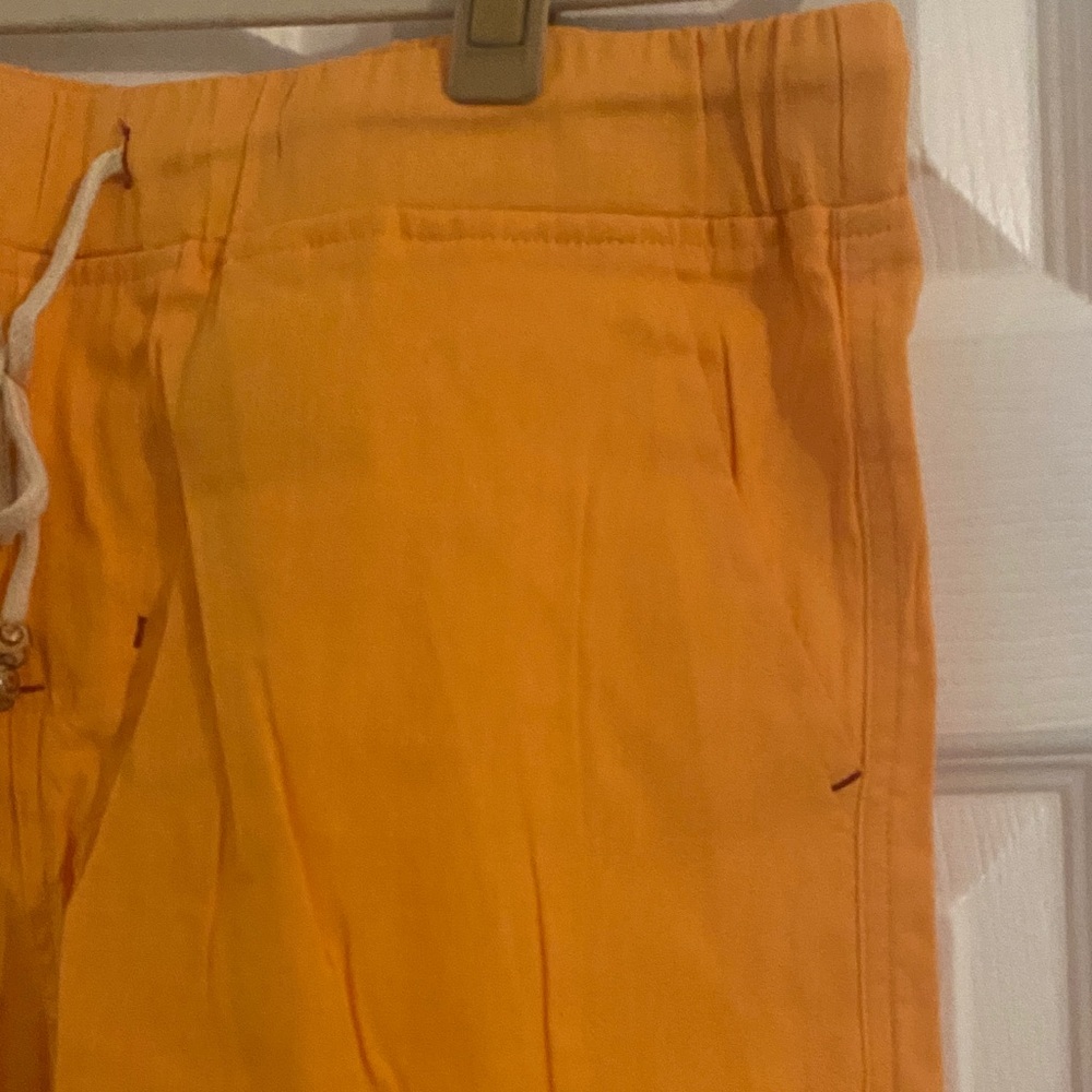 Amazon Essentials Bright Orange Drawstring Shorts - Picture 4 of 8